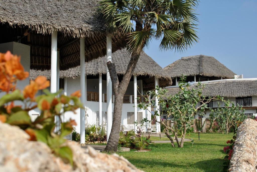 Kola Beach Resort Mambrui Habitación foto